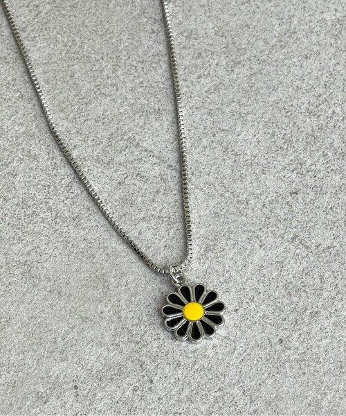 CPCM（シーピーシーエム）の「アソートモチーフチェーンネックレス（ネックレス・メンズ・ホワイト/シルバー/ゴールド/シルバー系その他/ブラック/シルバー系その他7/シルバー系その他5/シルバー系その他2・FREE）」の3枚目の写真