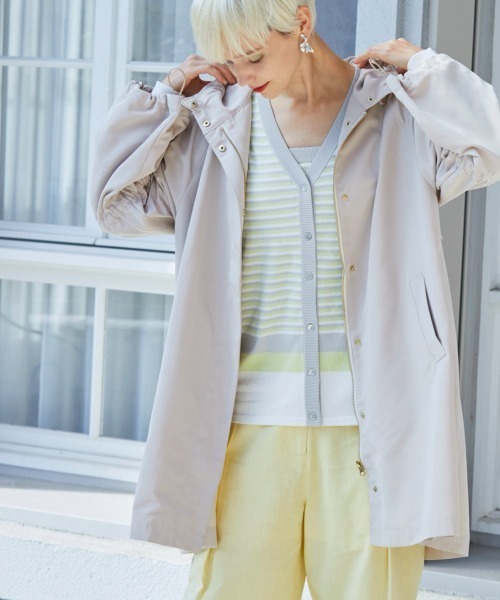 FURRY（ファーリー）の「【FURRY】ギャザースリーブフードコート（トレンチコート・レディース・ベージュ/ライトカーキ/キャメル・38）」の13枚目の写真