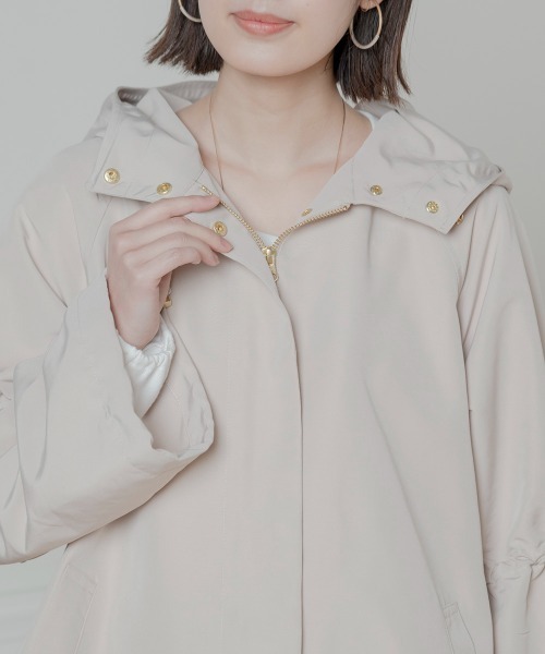 FURRY（ファーリー）の「【FURRY】ギャザースリーブフードコート（トレンチコート・レディース・ベージュ/ライトカーキ/キャメル・38）」の11枚目の写真