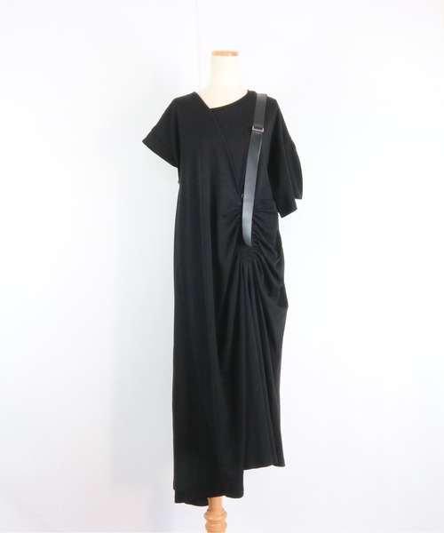 AULA AILA(アウラアイラ)の「ワンショルダードローストリングドレス(ドレス・レディース・ブラック/グリーン/マルチ・0)」の2枚目の写真