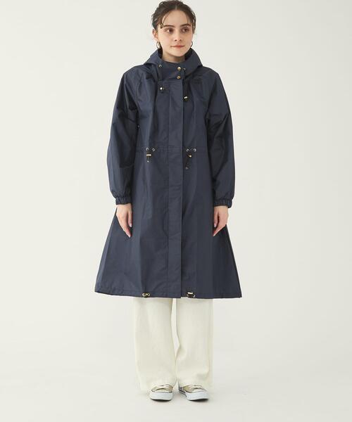 green label relaxing（グリーンレーベルリラクシング）の「モッズレインコート（レインコート/ポンチョ・レディース・ベージュ/ネイビー・FREE）」の3枚目の写真
