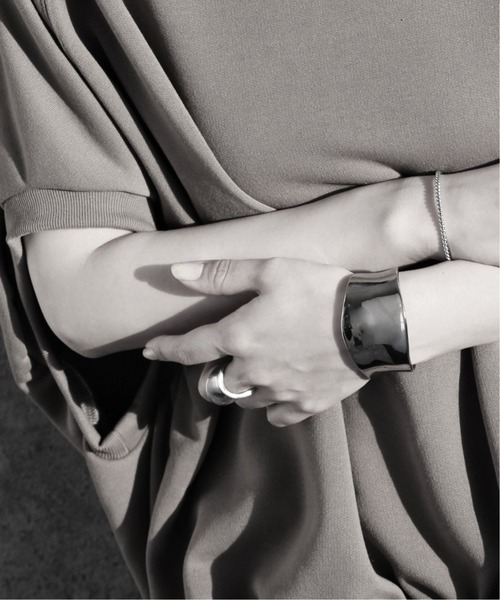 Noble（ノーブル）の「《追加2》【ANTHEM FOR THE SENSES】 バングル◆（バングル/リストバンド・レディース・シルバー/ゴールド・FREE）」の13枚目の写真