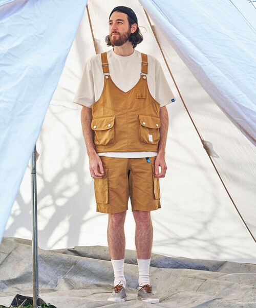 SHARE PARK(シェアパーク)の「【UNISEX】撥水加工 キャンプファイヤーカーゴショーツ(その他パンツ・メンズ・ブラック系/カーキ系/黄土色系・MEDIUM/X-LARGE/LARGE)」の4枚目の写真