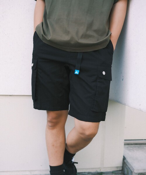 SHARE PARK(シェアパーク)の「【UNISEX】撥水加工 キャンプファイヤーカーゴショーツ(その他パンツ・メンズ・ブラック系/カーキ系/黄土色系・MEDIUM/X-LARGE/LARGE)」の15枚目の写真