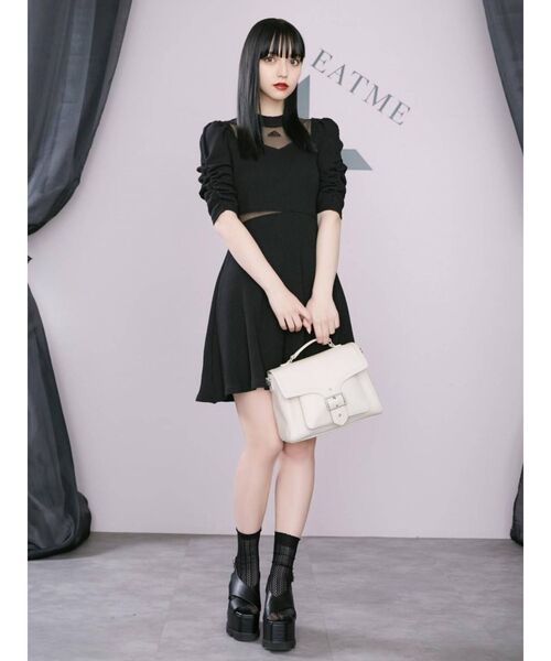 EATME（イートミー）の「ベルトフラップショルダーBAG（ショルダーバッグ・レディース・ブラック/ベージュ・FREE）」の4枚目の写真