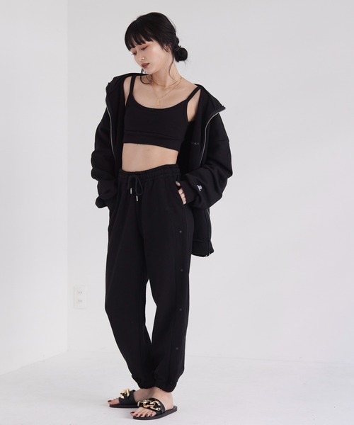 FIG&VIPER（フィグアンドバイパー）の「サイドボタンジョガーPT（その他パンツ・レディース・ブラック/ベージュ/グレー・FREE）」の4枚目の写真