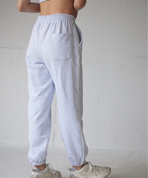 FIG&VIPER（フィグアンドバイパー）の「サイドボタンジョガーPT（その他パンツ・レディース・ブラック/ベージュ/グレー・FREE）」の7枚目の写真