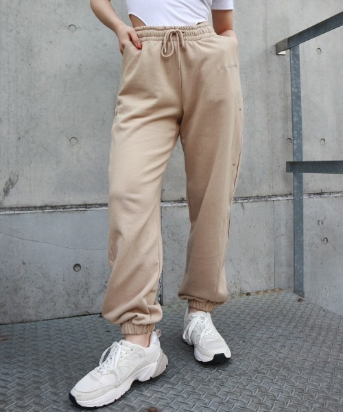 FIG&VIPER（フィグアンドバイパー）の「サイドボタンジョガーPT（その他パンツ・レディース・ブラック/ベージュ/グレー・FREE）」の18枚目の写真