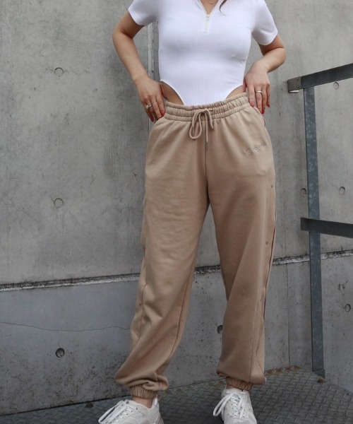 FIG&VIPER（フィグアンドバイパー）の「サイドボタンジョガーPT（その他パンツ・レディース・ブラック/ベージュ/グレー・FREE）」の8枚目の写真