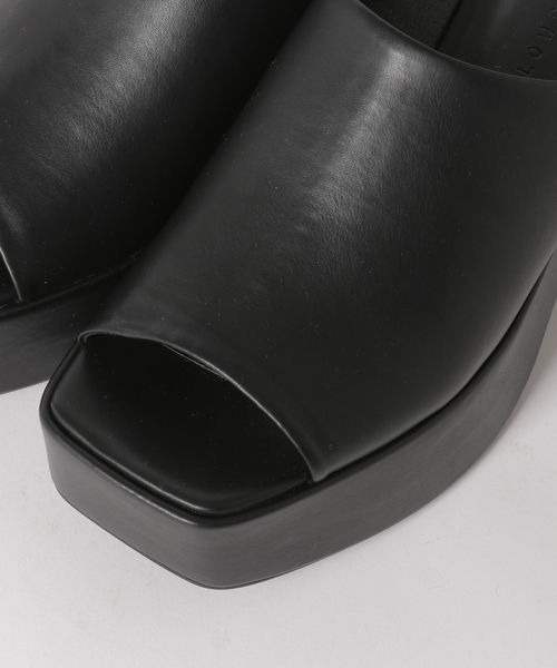 LOWRYS FARM（ローリーズファーム）の「スライドヒールサンダル　260878（サンダル・レディース・ブラック/アイボリー/チェック・MEDIUM/LARGE）」の14枚目の写真