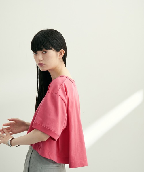 ADAM ET ROPE'（アダムエロペ）の「〈追加〉クロップドTシャツ