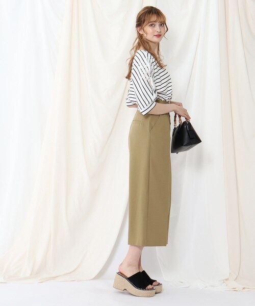 couture brooch(クチュールブローチ)の「◆【さらり、軽やかワイドパンツ】洗える/リネンライ センタープレスワイドパンツ(その他パンツ・レディース・ライトベージュ/キャメル/ネイビー・38/36/40/42)」の5枚目の写真