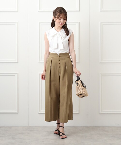 couture brooch(クチュールブローチ)の「◆【さらり、軽やかワイドパンツ】洗える/リネンライ センタープレスワイドパンツ(その他パンツ・レディース・ライトベージュ/キャメル/ネイビー・38/36/40/42)」の7枚目の写真