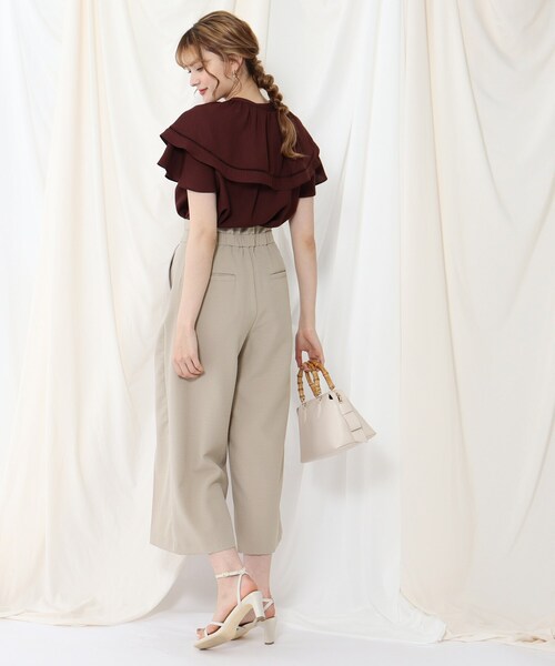 couture brooch(クチュールブローチ)の「◆【さらり、軽やかワイドパンツ】洗える/リネンライ センタープレスワイドパンツ(その他パンツ・レディース・ライトベージュ/キャメル/ネイビー・38/36/40/42)」の17枚目の写真