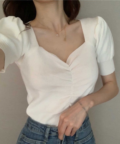 LUGG NAGG（ラグナグ）の「パフスリーブシャーリングサマーニットトップス（Tシャツ/カットソー・レディース・ローズ/イエロー/レッド/レッドパープル/ホワイト/ブラック/ベージュ・M）」の2枚目の写真