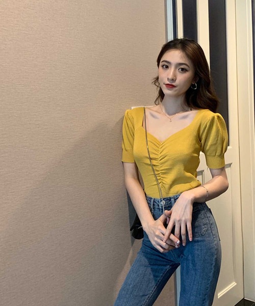 LUGG NAGG（ラグナグ）の「パフスリーブシャーリングサマーニットトップス（Tシャツ/カットソー・レディース・ローズ/イエロー/レッド/レッドパープル/ホワイト/ブラック/ベージュ・M）」の16枚目の写真
