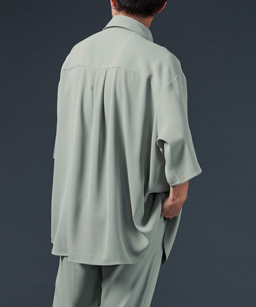 Ellno Loset(エルノロゼット)の「ポリトロボウタイシャツ/セットアップ対応(シャツ/ブラウス・メンズ・オフホワイト/ブラック/ライトグリーン・MEDIUM/LARGE)」の19枚目の写真