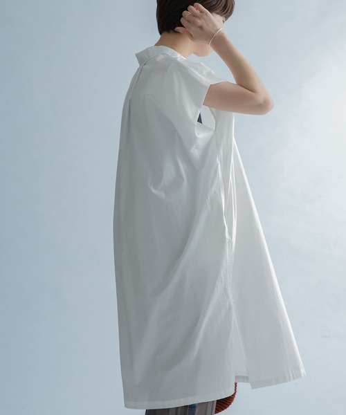 FORK&SPOON（フォークアンドスプーン）の「FORK&SPOON　ショルダータックロングシャツ（シャツ/ブラウス・レディース・カーキ/オフホワイト/ネイビー・1）」の15枚目の写真