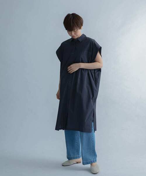 FORK&SPOON（フォークアンドスプーン）の「FORK&SPOON　ショルダータックロングシャツ（シャツ/ブラウス・レディース・カーキ/オフホワイト/ネイビー・1）」の13枚目の写真