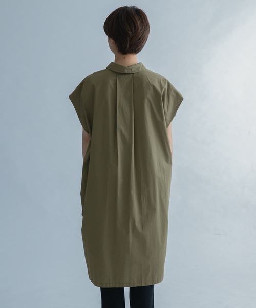FORK&SPOON（フォークアンドスプーン）の「FORK&SPOON　ショルダータックロングシャツ（シャツ/ブラウス・レディース・カーキ/オフホワイト/ネイビー・1）」の19枚目の写真