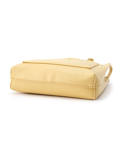 SHOO・LA・RUE（シューラルー）の「◆フロントポケットミニショルダーバッグ（ショルダーバッグ・レディース・ブラック/イエロー系その他/ライトベージュ・00）」の16枚目の写真