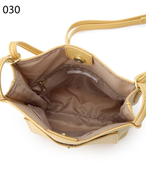 SHOO・LA・RUE（シューラルー）の「◆フロントポケットミニショルダーバッグ（ショルダーバッグ・レディース・ブラック/イエロー系その他/ライトベージュ・00）」の4枚目の写真