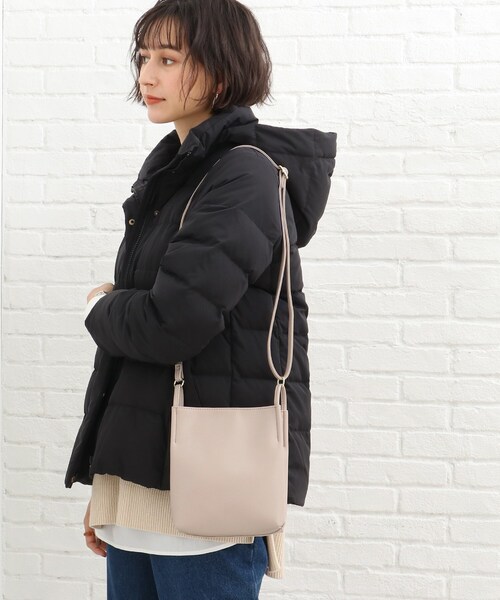 SHOO・LA・RUE（シューラルー）の「◆フロントポケットミニショルダーバッグ（ショルダーバッグ・レディース・ブラック/イエロー系その他/ライトベージュ・00）」の19枚目の写真