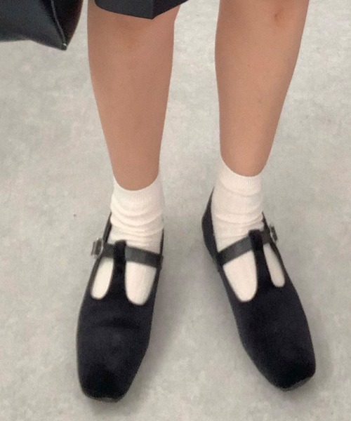 LAUIR(ラウアー)の「ベロアフラットパンプス(パンプス・レディース・ブラック/ブラウン・38/39/35/36/37)」の8枚目の写真