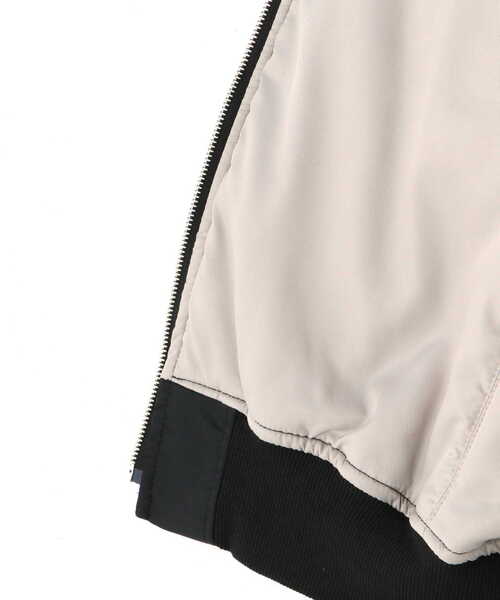 N.（N. Natural Beauty Basic）（エヌエヌナチュラルビューティーベーシック）の「【松井愛莉さん着用】◆ボリュームスリーブＭＡ－1ブルゾン（MA-1・レディース・ブラック/ベージュ・MEDIUM）」の22枚目の写真