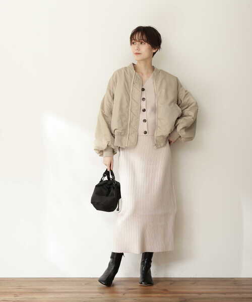 N.（N. Natural Beauty Basic）（エヌエヌナチュラルビューティーベーシック）の「【松井愛莉さん着用】◆ボリュームスリーブＭＡ－1ブルゾン（MA-1・レディース・ブラック/ベージュ・MEDIUM）」の19枚目の写真