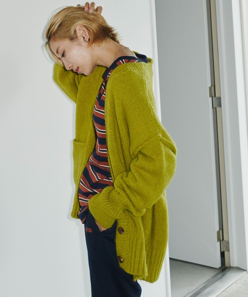 Auntie Rosa Holiday(アンティローザホリデー)の「マルチボーダーオーバーサイズロンT(Tシャツ/カットソー・レディース・ブラウン/ベージュ/グリーン・FREE)」の6枚目の写真