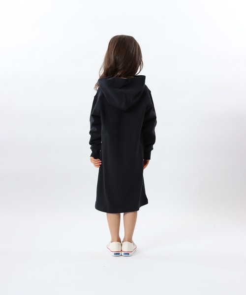 Champion（チャンピオン）の「【Champion/チャンピオン】キッズ フーデッドワンピース（ワンピース・キッズ・ブラック/パープル/グレー/ネイビー・140/110/130/120/100）」の8枚目の写真