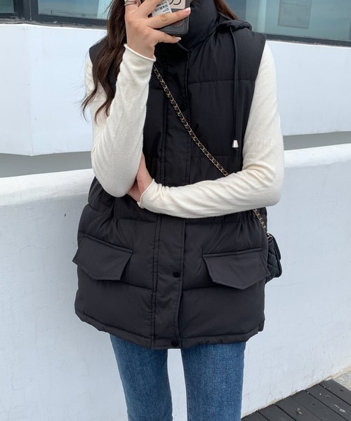 ABITOKYO（アビトーキョー）の「スタンドカラー中綿ベスト（ダウンベスト・レディース・ブラック/ベージュ・FREE）」の20枚目の写真