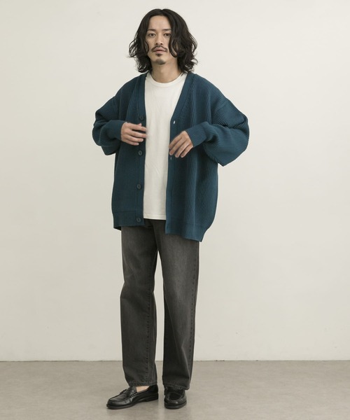 URBAN RESEARCH(アーバンリサーチ)の「URBAN RESEARCH iD オーバーサイズカーディガン(カーディガン/ボレロ・メンズ・ゴールド/グレー系その他/ブルー系その他/バーガンディー・LARGE/MEDIUM)」の20枚目の写真