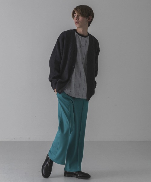 URBAN RESEARCH(アーバンリサーチ)の「URBAN RESEARCH iD オーバーサイズカーディガン(カーディガン/ボレロ・メンズ・ゴールド/グレー系その他/ブルー系その他/バーガンディー・LARGE/MEDIUM)」の11枚目の写真