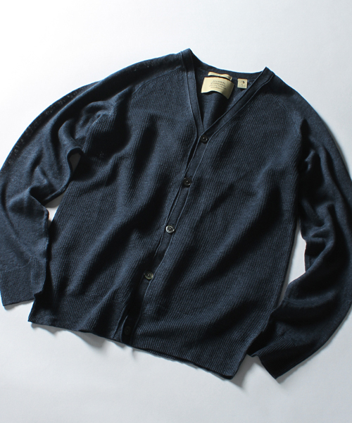 JOURNAL STANDARD（ジャーナルスタンダード）の「ウォッシャブルリネンカーディガン #（カーディガン/ボレロ・メンズ・ホワイト/ブラック/ベージュ/ネイビー・LARGE/MEDIUM）」の7枚目の写真