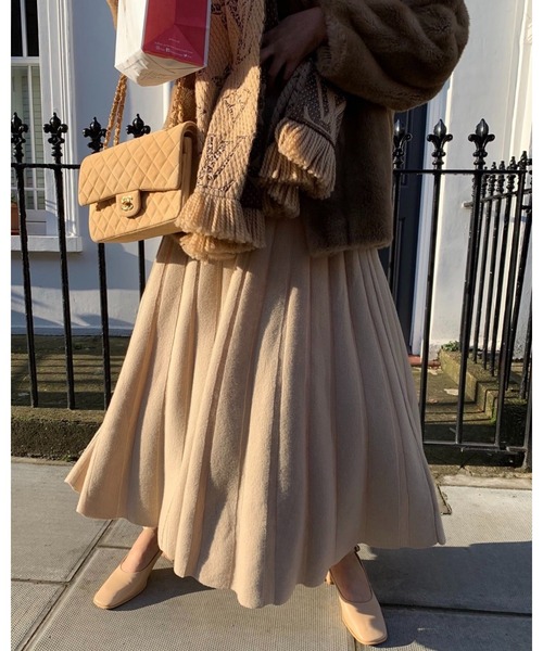 epine（エピヌ）の「volume knit long skirt（スカート・レディース・ホワイト/ベージュ/ブラック・S/M）」の9枚目の写真