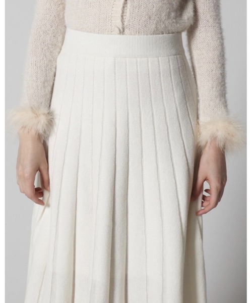 epine（エピヌ）の「volume knit long skirt（スカート・レディース・ホワイト/ベージュ/ブラック・S/M）」の4枚目の写真