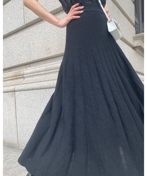 epine（エピヌ）の「volume knit long skirt（スカート・レディース・ホワイト/ベージュ/ブラック・S/M）」の14枚目の写真