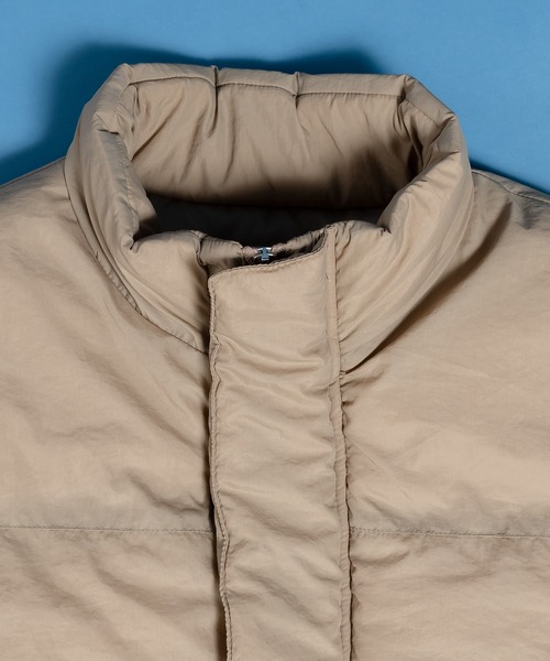 ONCILY(オンシェリー)の「MULTI POCKET PADDING VEST / マルチポケット中綿ベスト(ダウンベスト・メンズ・ブラック/ベージュ・MEDIUM/LARGE)」の7枚目の写真