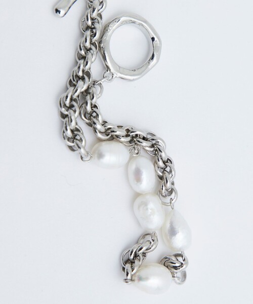 UNITED TOKYO（ユナイテッドトウキョウ）の「ランダムパールアンカーブレスレット（ブレスレット・メンズ・ホワイト/ブラック・0）」の5枚目の写真