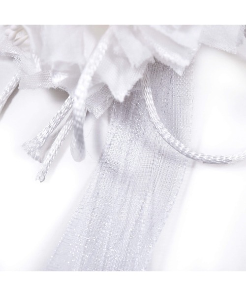 BeBe(ベベ)の「BeBe/日本製フォーマルフラワーリボンコサージュ(ブローチ/コサージュ・キッズ・ブルー/ホワイト・ONESIZE)」の9枚目の写真