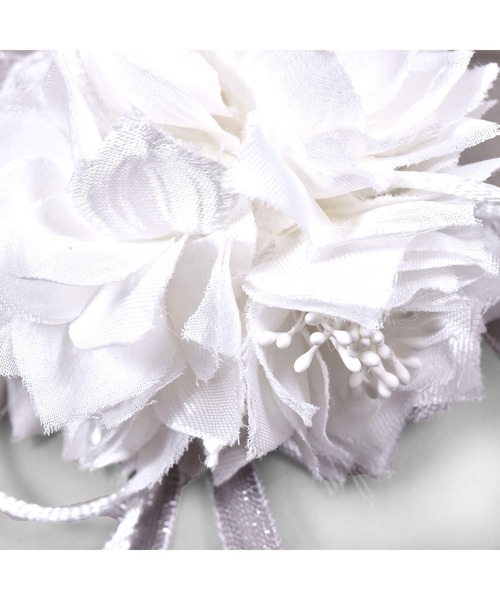 BeBe(ベベ)の「BeBe/日本製フォーマルフラワーリボンコサージュ(ブローチ/コサージュ・キッズ・ブルー/ホワイト・ONESIZE)」の16枚目の写真