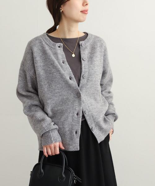 URBAN RESEARCH DOORS（アーバンリサーチドアーズ）の「畦編ファンシーカラーカーディガン（カーディガン/ボレロ・レディース・イエロー/ピンク/グレー・MEDIUM）」の5枚目の写真