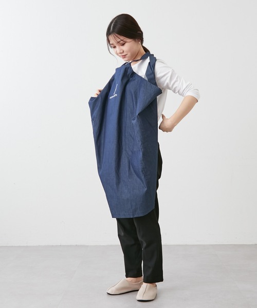 CUISINE HABITS（クイジーヌハビッツ）の「デニムライクエプロン（エプロン・レディース・ブルー・フリー）」の12枚目の写真