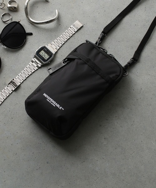INDISPENSABLE （インディスペンサブル）の「INDISPENSABLE NECKPOUCH 