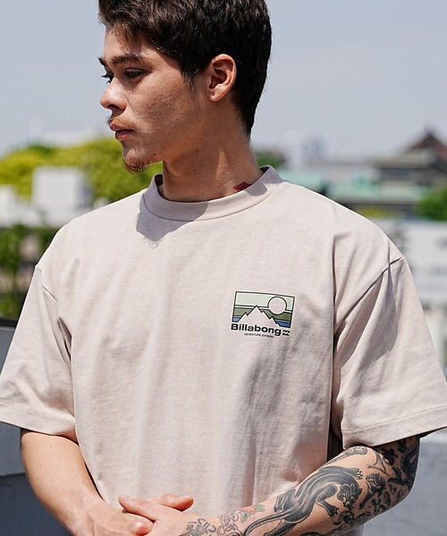 BILLABONG（ビラボン）の「【Web限定】ムラサスポーツ別注 BILLABONG/ビラボン ADIV LOGO ビックシルエット アウトドアデザイン バックプリントTシャツ BD011-279（Tシャツ/カットソー・メンズ・ブラック/グリーン/ホワイト/ブラウン・M/L/XL）」の17枚目の写真