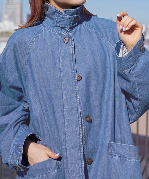 w closet(ダブルクローゼット)の「オーバーサイズデニムコート(ステンカラーコート・レディース・ブルー・FREE)」の7枚目の写真