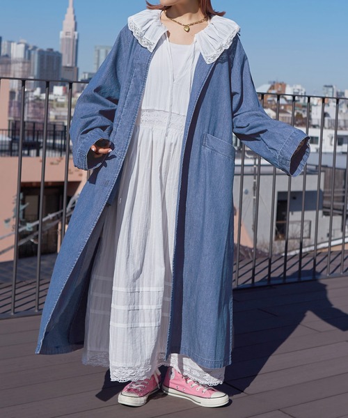 w closet(ダブルクローゼット)の「オーバーサイズデニムコート(ステンカラーコート・レディース・ブルー・FREE)」の15枚目の写真