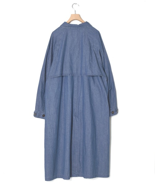 w closet(ダブルクローゼット)の「オーバーサイズデニムコート(ステンカラーコート・レディース・ブルー・FREE)」の18枚目の写真